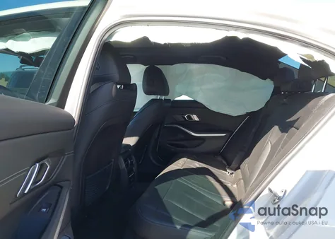 2022 BMW 3 Series 330E z USA, uszkodzony, nr VIN 3MW5P7J06N8C77321